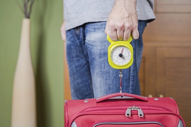 Hành khách được mang theo bao nhiêu kg hành lý khi lên máy bay?