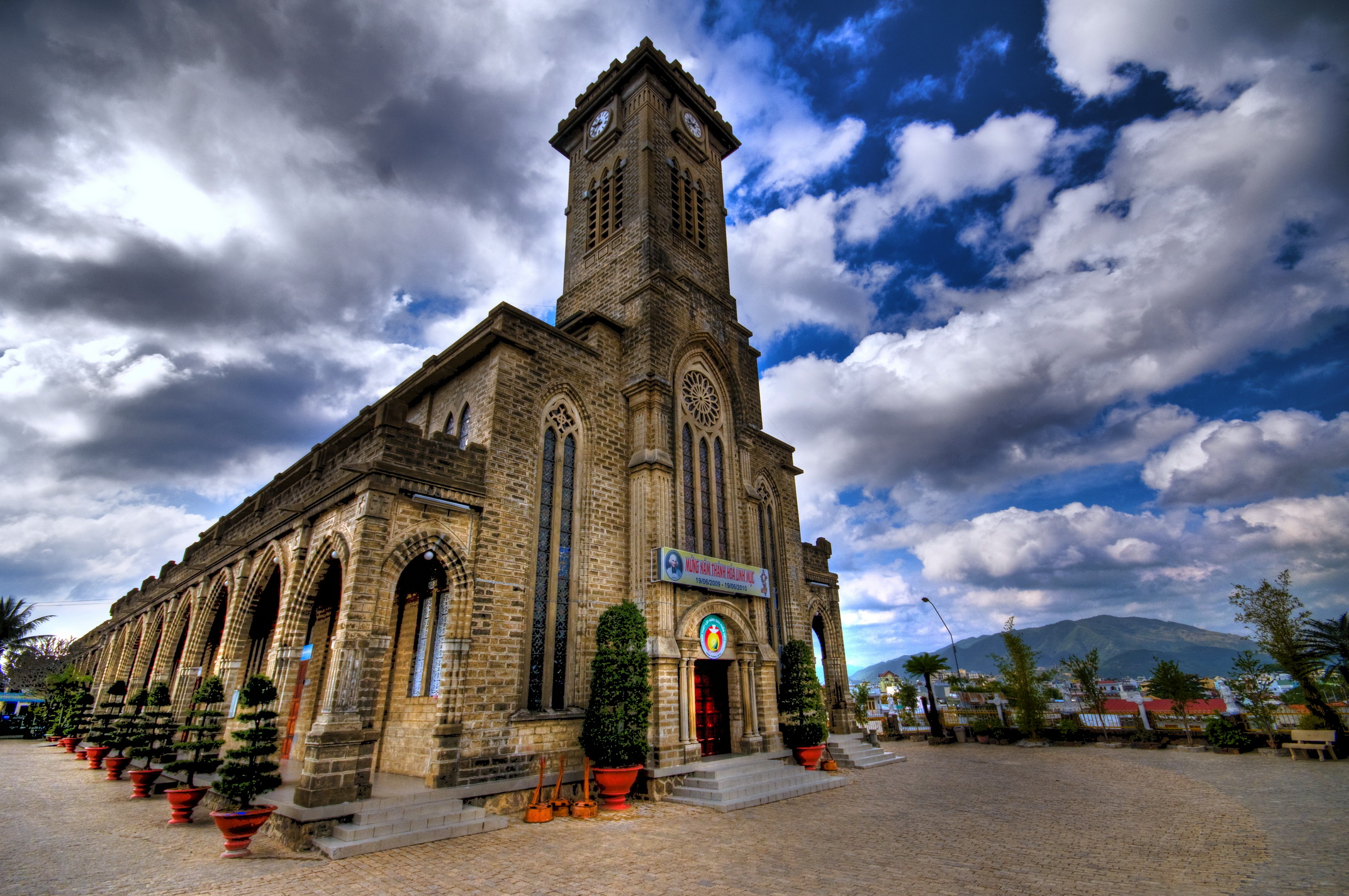 Nhà thờ Núi Nha Trang top 5 điểm du lịch hấp dẫn